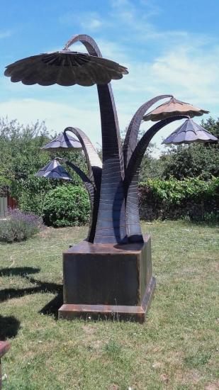 Sculpture lampe en métal