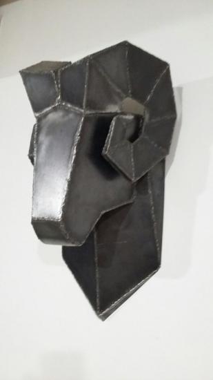 Sculpture tête de bélier en métal